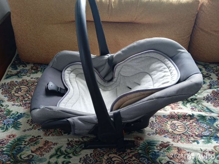 Коляска zippy 3 в 1
