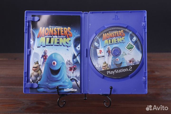 PS2 Monsters vs Aliens PAL Лицензия