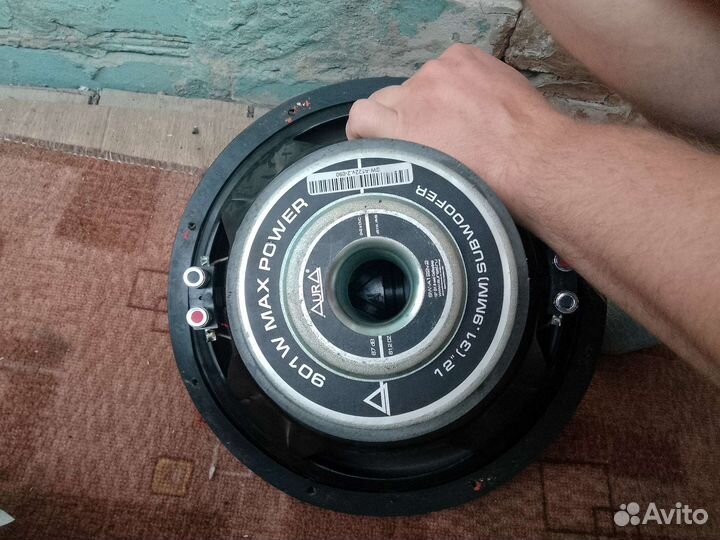 Сабвуфер aura 12