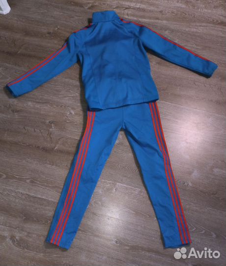 Разминочный лыжный костюм + шапка в подарок