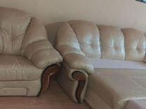 Кожаный диван раскладной + 2 кресла