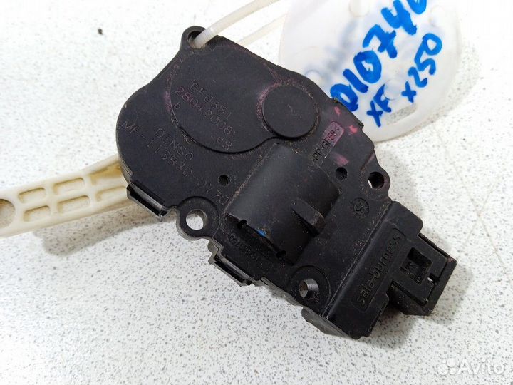 Моторчик заслонки печки