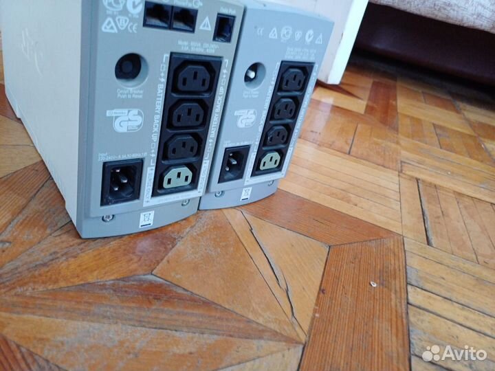 Бесперебойникb (ибп) Back Ups CS 500