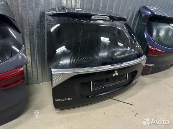 Митсубиси Аутлендер 3 крышка дверь бампер 2014г