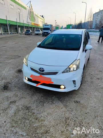 Toyota Prius Alpha 1.8 CVT, 2012, 83 000 км с пробегом, цена 1620000 руб.