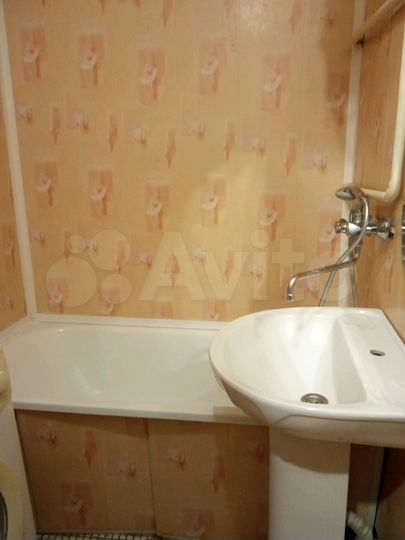 Комната 16 м² в 3-к., 9/9 эт.