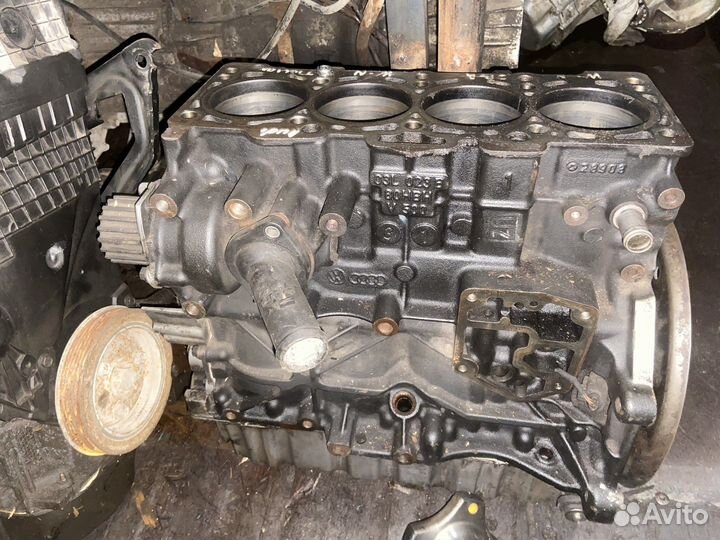 Двигатель Audi, Volkswagen Tiguan 2.0 дизель