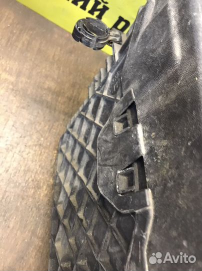 Рено флюенс площадка под акб