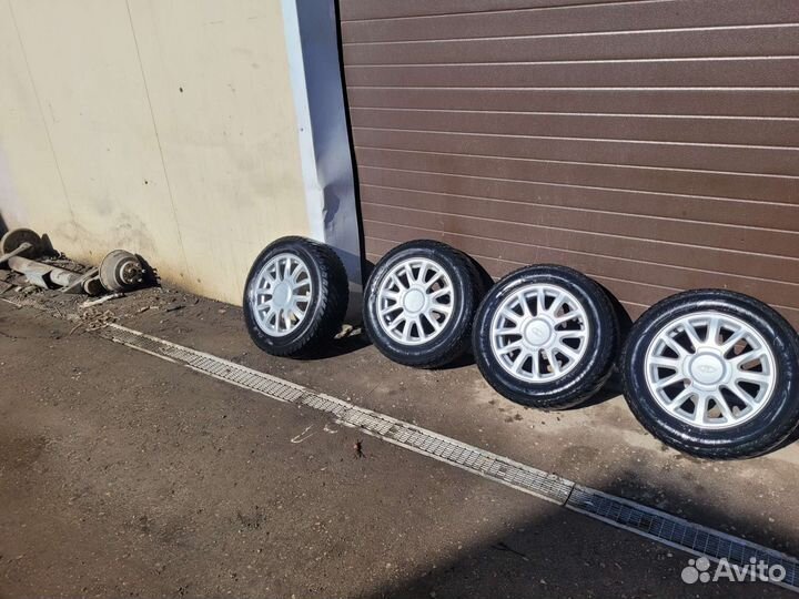 Sava Eskimo Stud 185/65 R15