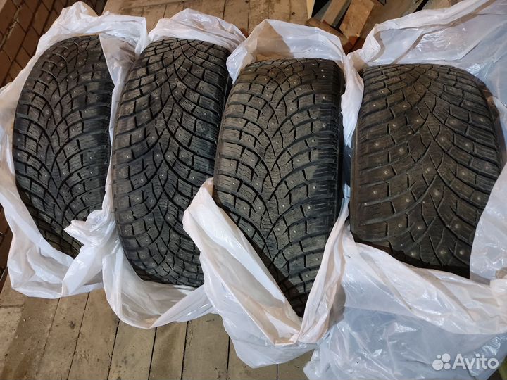 Triangle IcelynX TI501 215/50 R17