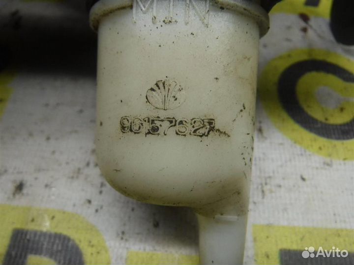 Бачок главного цилиндра сцепления Daewoo Nexia 19