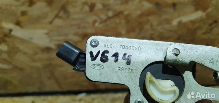 Замок багажника Ford Explorer 4