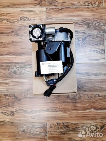 Компрессор пневмоподвески Hitachi