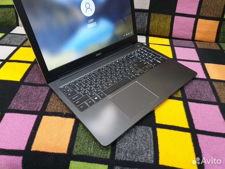 Ноутбук Dell Vostro 5568(i5, озу 8гб)**