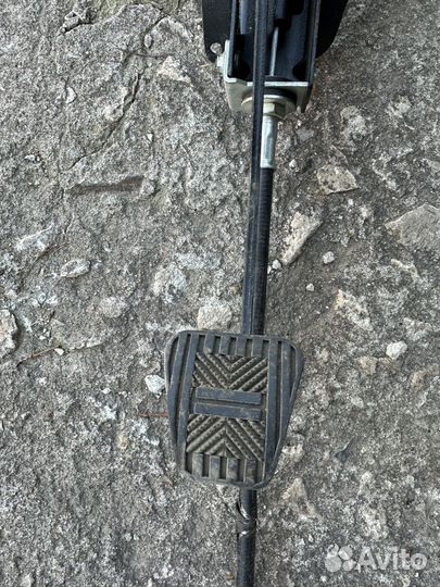 LADA Priora педаль сцепления