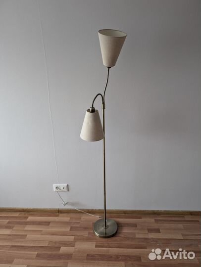 Торшер напольный с абажуром