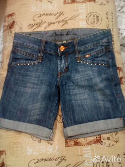 Шорты фирменные