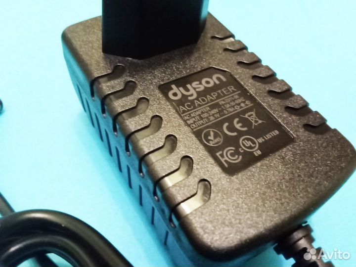 Блок питания 26.1V 0.78A пылесос Dyson V6 V7 V8