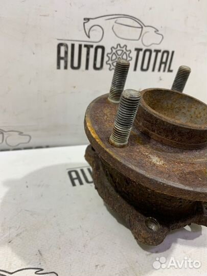 Ступица задняя Ford Focus 3 pnda 2011