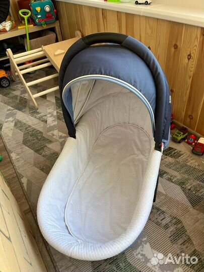 Tutis zippy Коляска 3 в 1