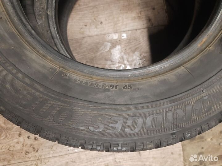 Bridgestone Blizzak VRX 185/70 R14