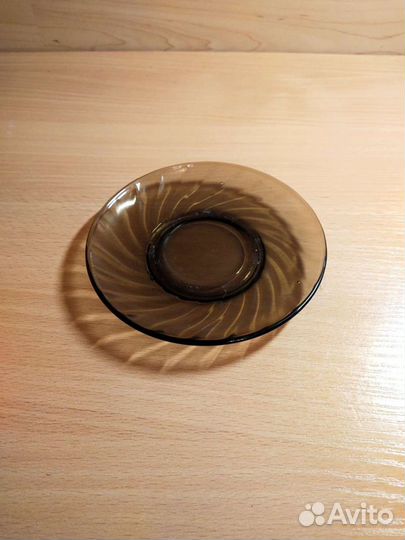 Набор (чашки+блюдца) стеклянной коричневой посуды