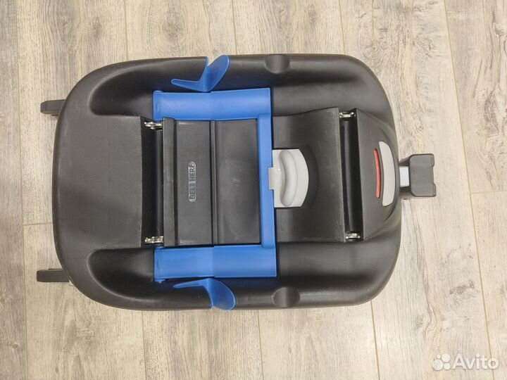 Крепление изофикс isofix