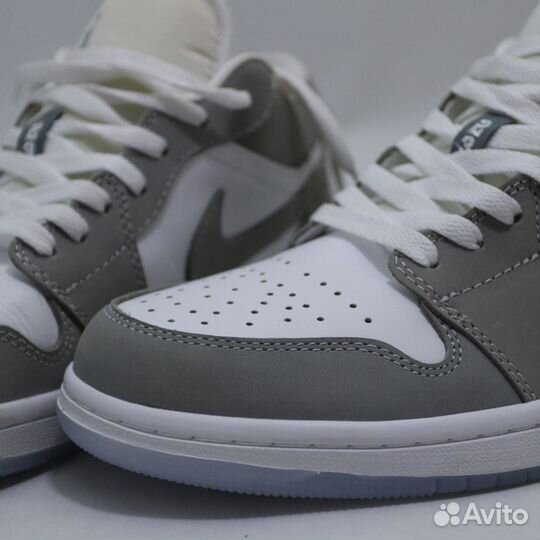 Nike Air Jordan 1 Low wmns Wolf Grey