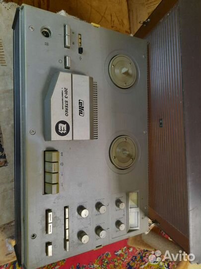 Катушечный магнитофон Elfa