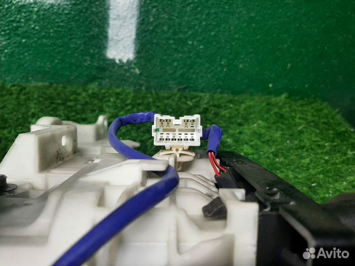 Селектор АКПП на Mitsubishi Lancer x