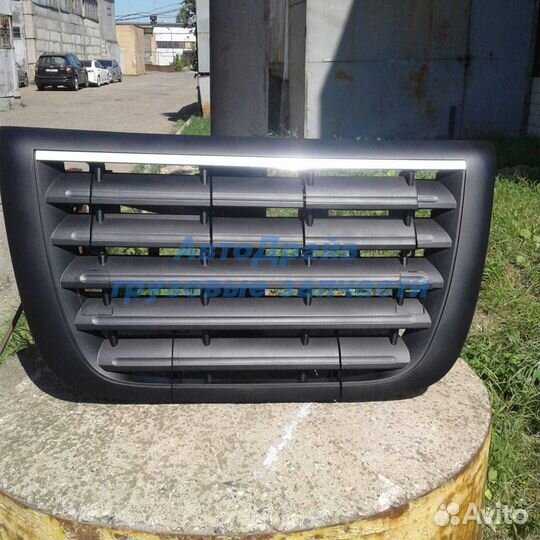 Решетка радиатора даф 105