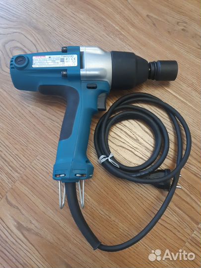 Гайковерт TW 0200