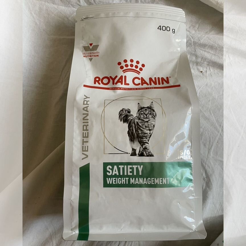 Сухой корм Royal Canin Satiety Weight Management