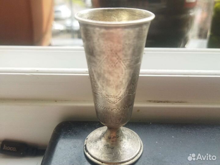 Серебряные стопки