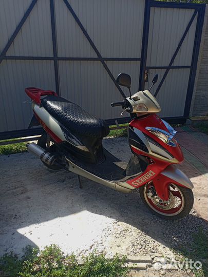 Мопед скутер