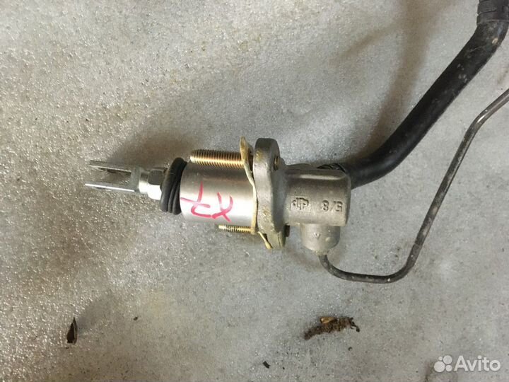 Цилиндр сцепления главный (Geely Emgrand X7)