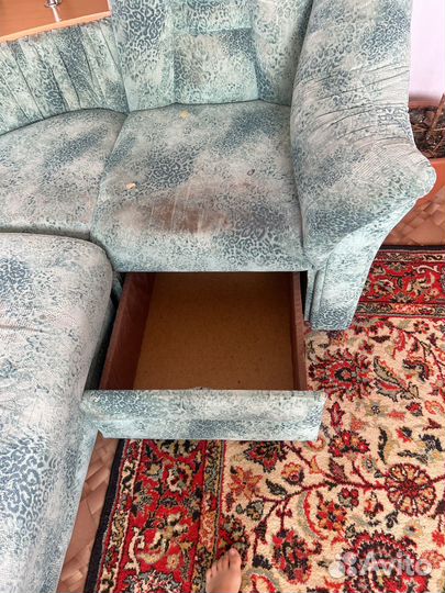 Угловой диван