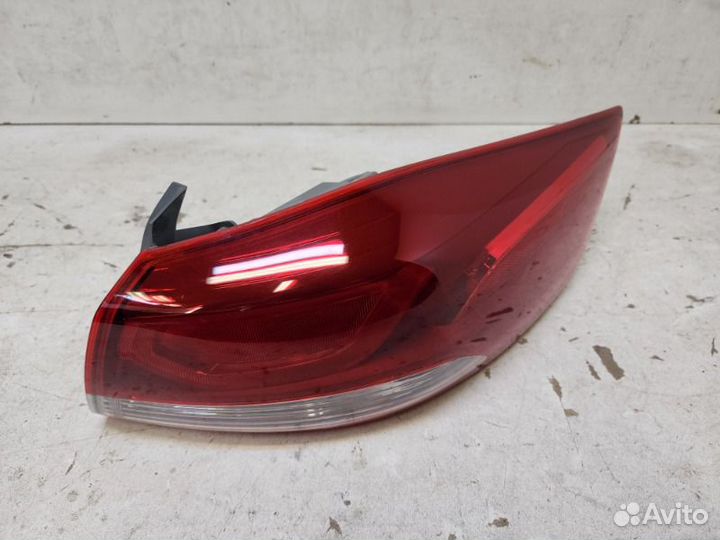 Фонарь правый Hyundai Elantra 6 2016-2018