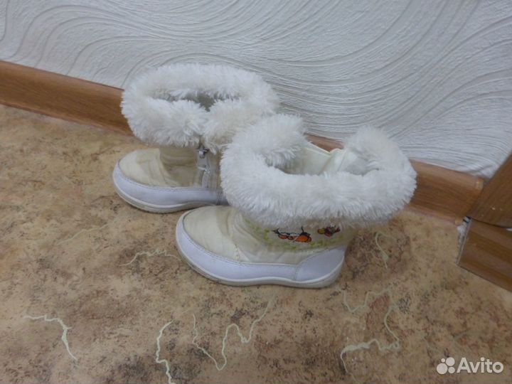 Продам демис ботинки