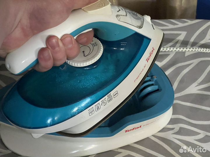 Утюг Tefal Freemove Air Беспроводной