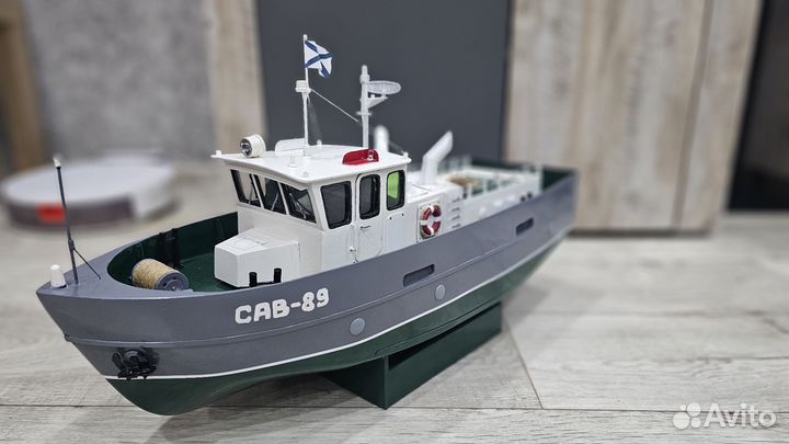 Катер буксировщик