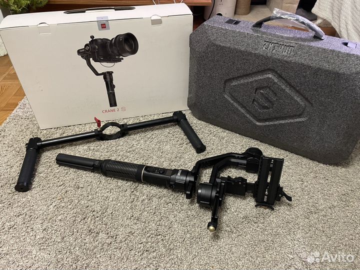 Лучший стабилизатор Zhiyun Crane 2S