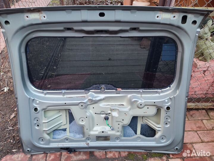 Дверь багажника KIA soul