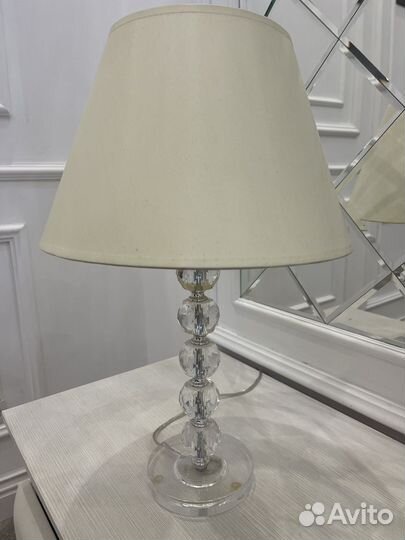 Лампа настольная,светильник настольный