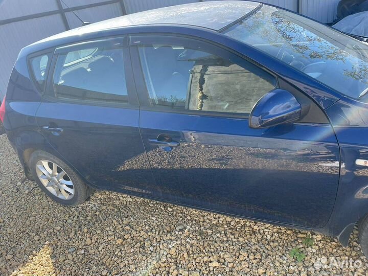 Задняя часть Kia Ceed 1