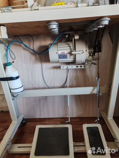 Оверлок Emery