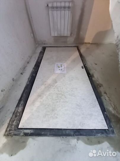Люк в подвал напольный