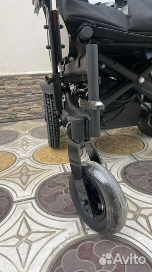 Инвалидная коляска с электроприводом