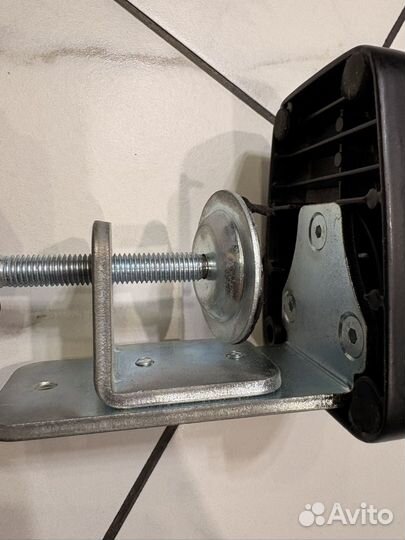 Держатель для монитора