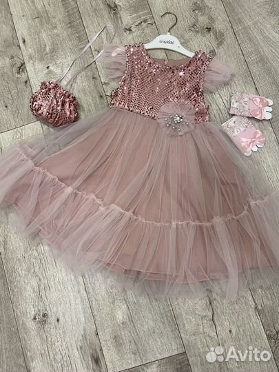 Платье праздничное 116